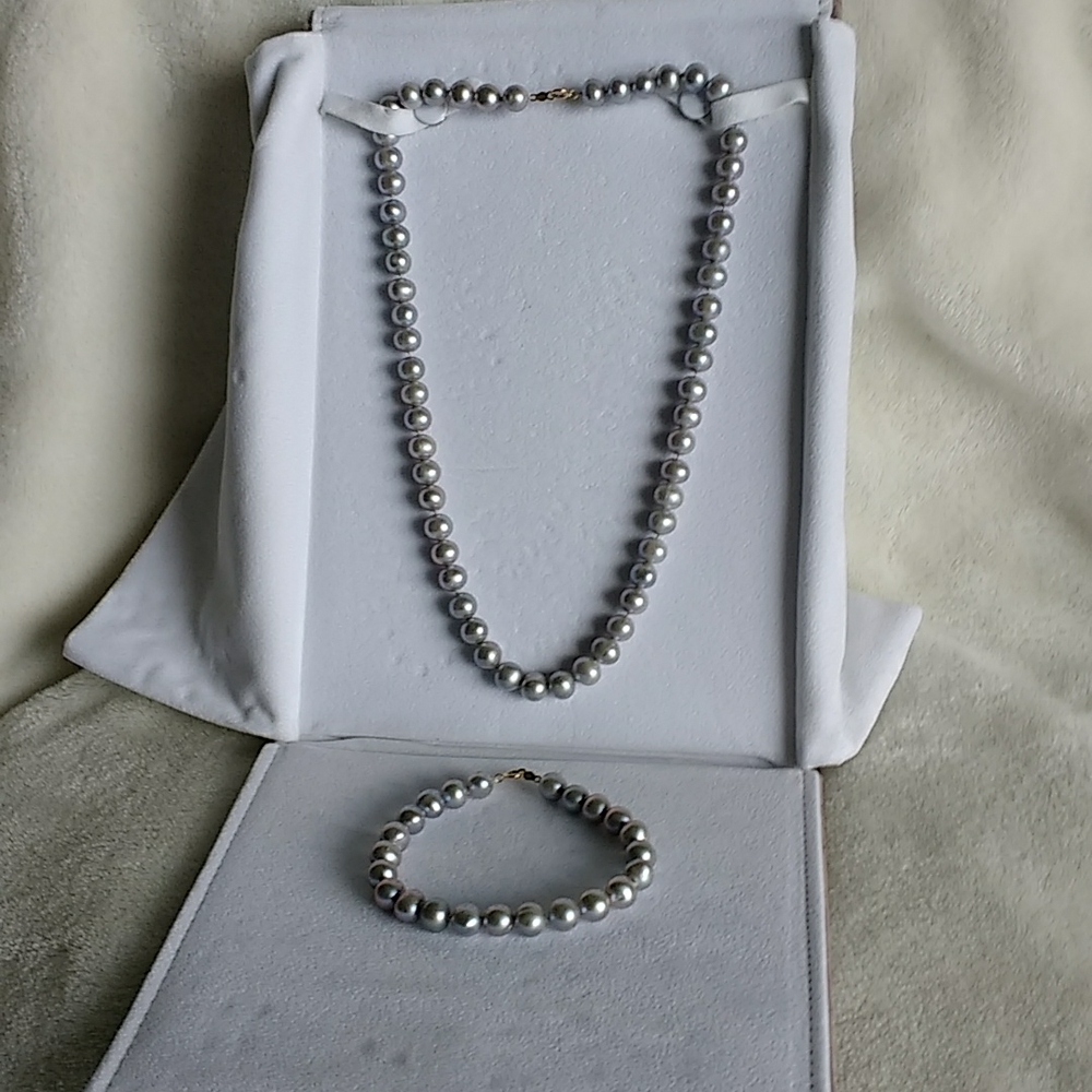 Cultured pearl set
